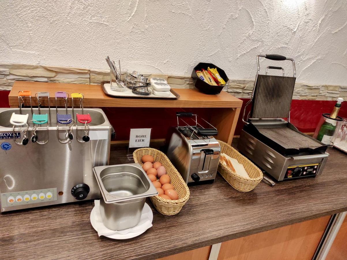Wellness Hotel Garni Krone 바이에르스브론 외부 사진
