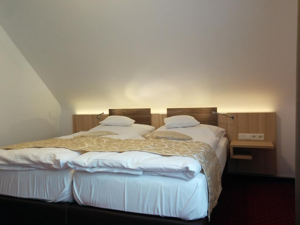 Wellness Hotel Garni Krone 바이에르스브론 외부 사진