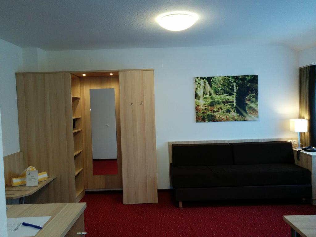 Wellness Hotel Garni Krone 바이에르스브론 외부 사진
