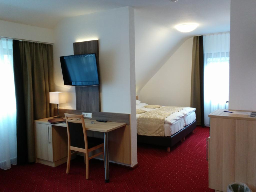 Wellness Hotel Garni Krone 바이에르스브론 외부 사진
