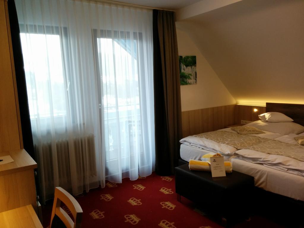Wellness Hotel Garni Krone 바이에르스브론 외부 사진