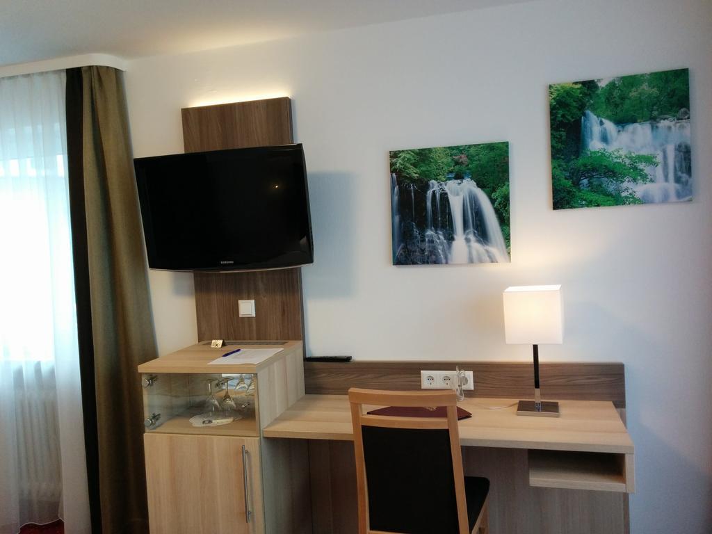 Wellness Hotel Garni Krone 바이에르스브론 외부 사진