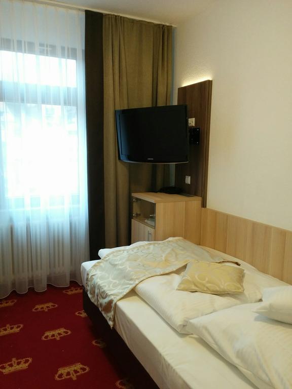 Wellness Hotel Garni Krone 바이에르스브론 외부 사진
